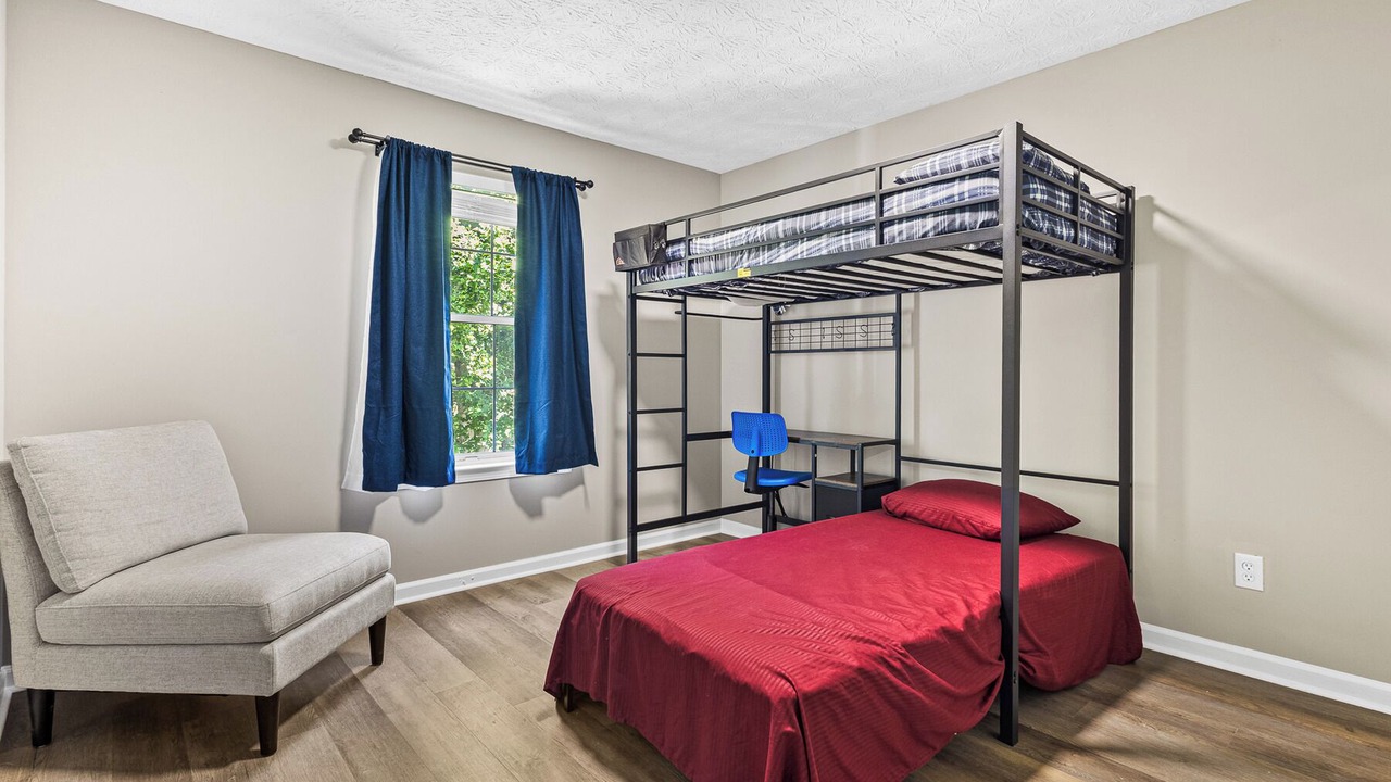Photo of Bedroom in Church Street