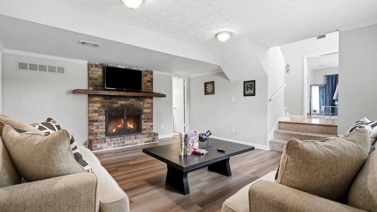Photo of Livingroom in Addison Heights