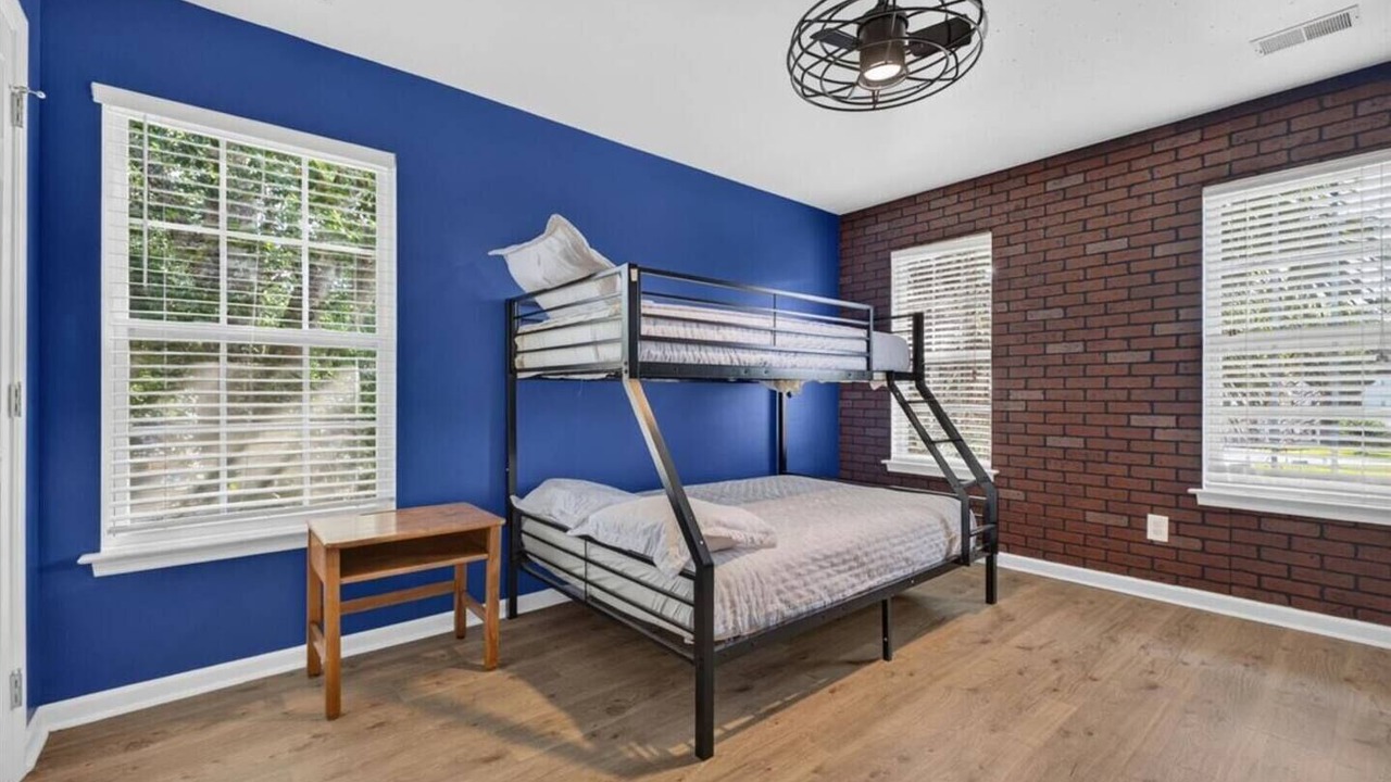 Photo of Bedroom in Summerville