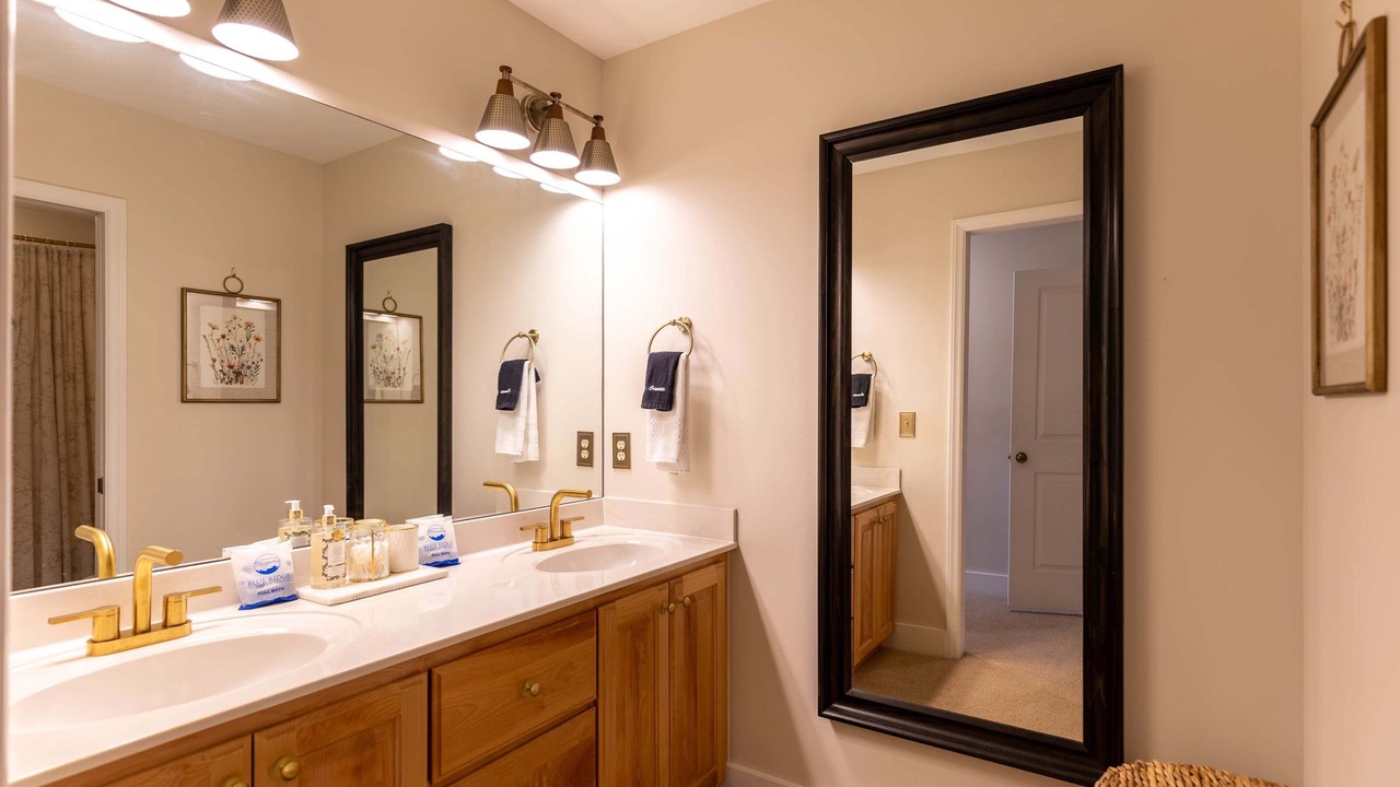 Photo of Bathroom in Foscoe