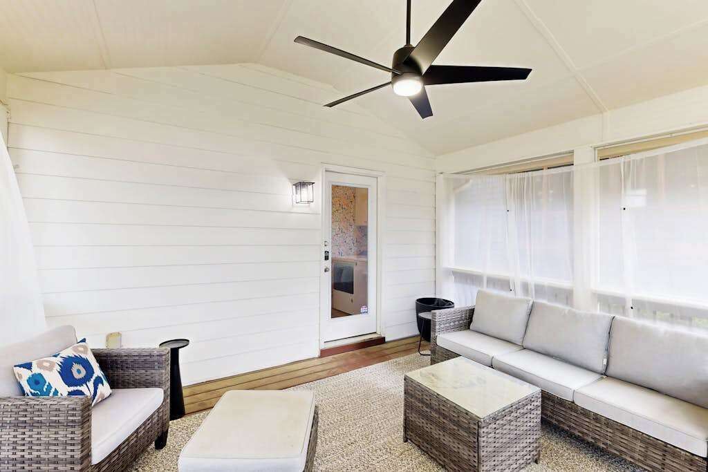 Photo of Livingroom in Loring Heights