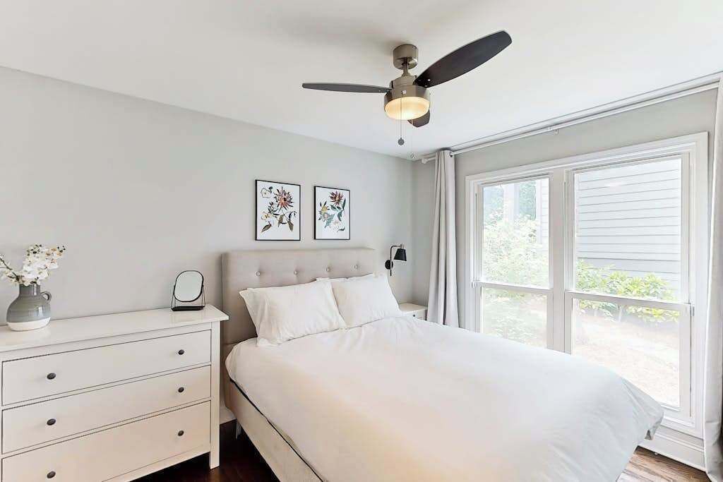 Photo of Bedroom in Loring Heights