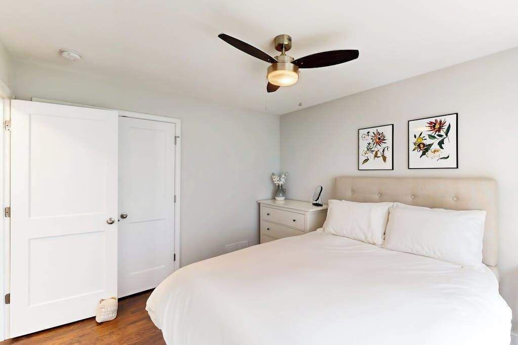 Photo of Bedroom in Loring Heights