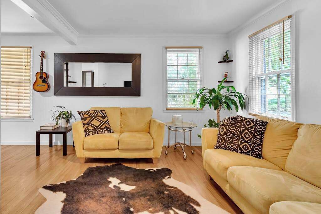 Photo of Livingroom in Loring Heights