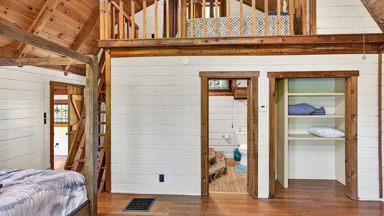 Photo of Bedroom in Ellijay