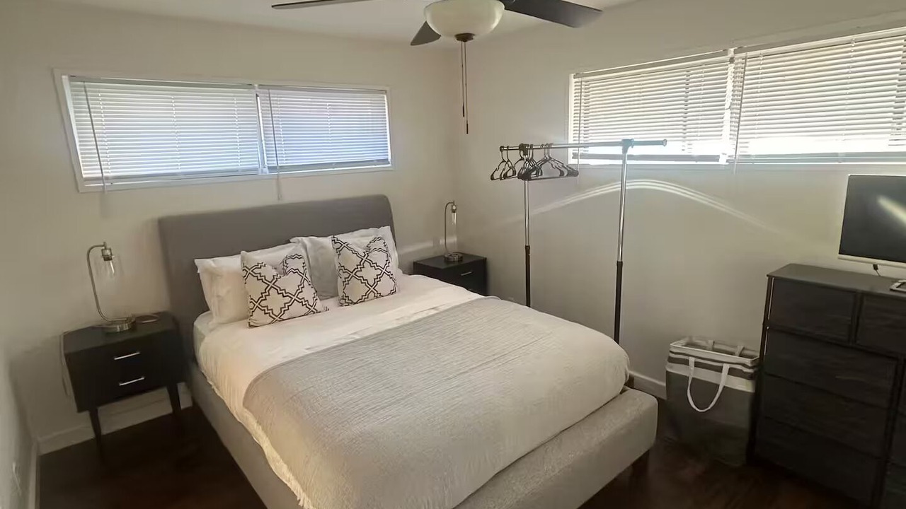 Photo of Bedroom in Eagan Park