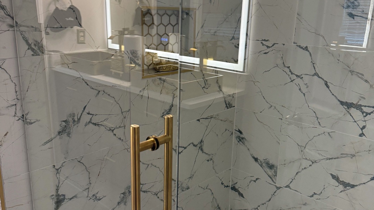 Photo of Bathroom in Riverdale