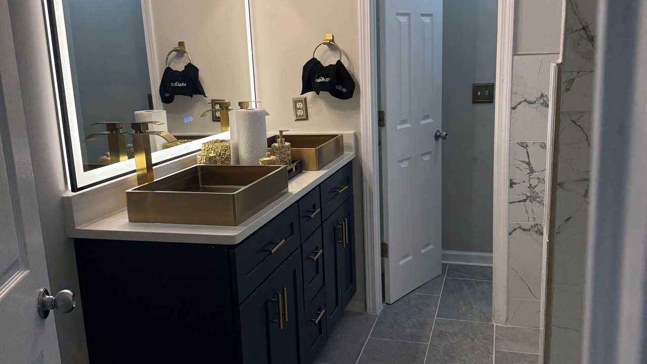 Photo of Bathroom in Riverdale