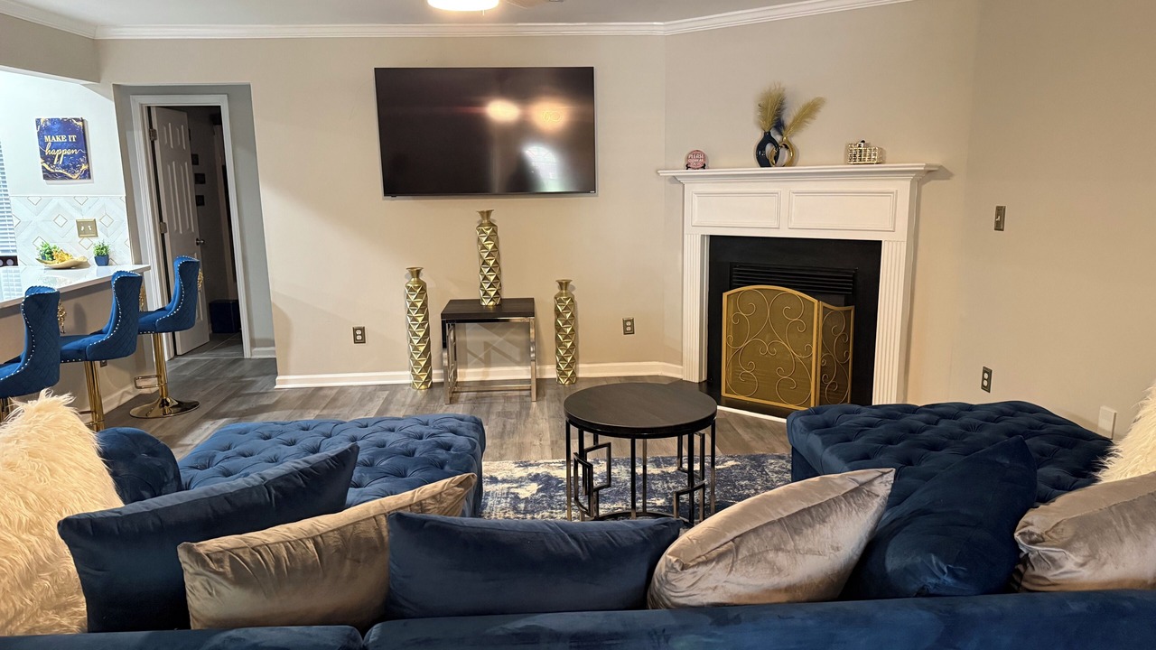 Photo of Livingroom in Riverdale