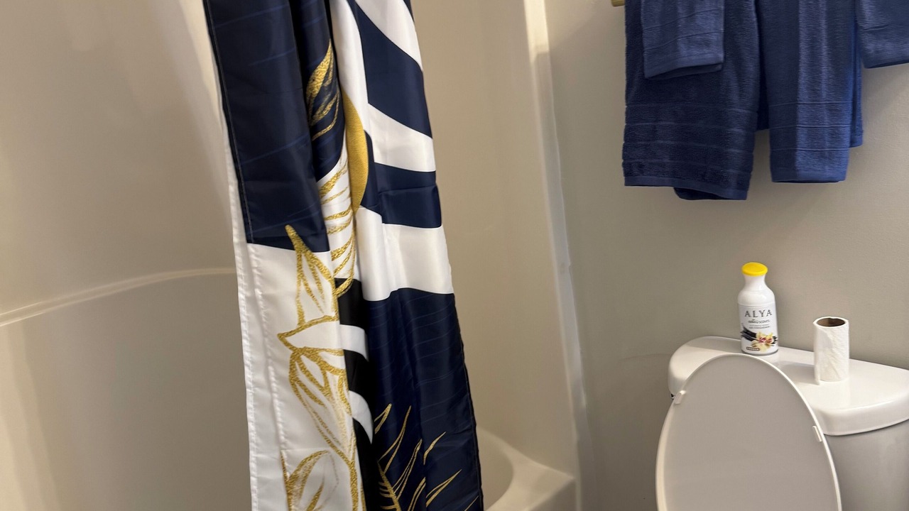 Photo of Bathroom in Riverdale