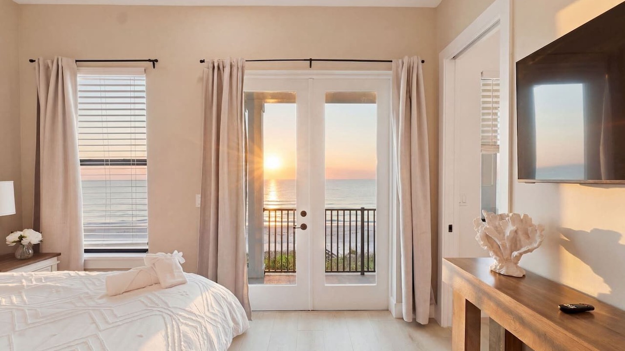 Photo of Bedroom in Melbourne Beach