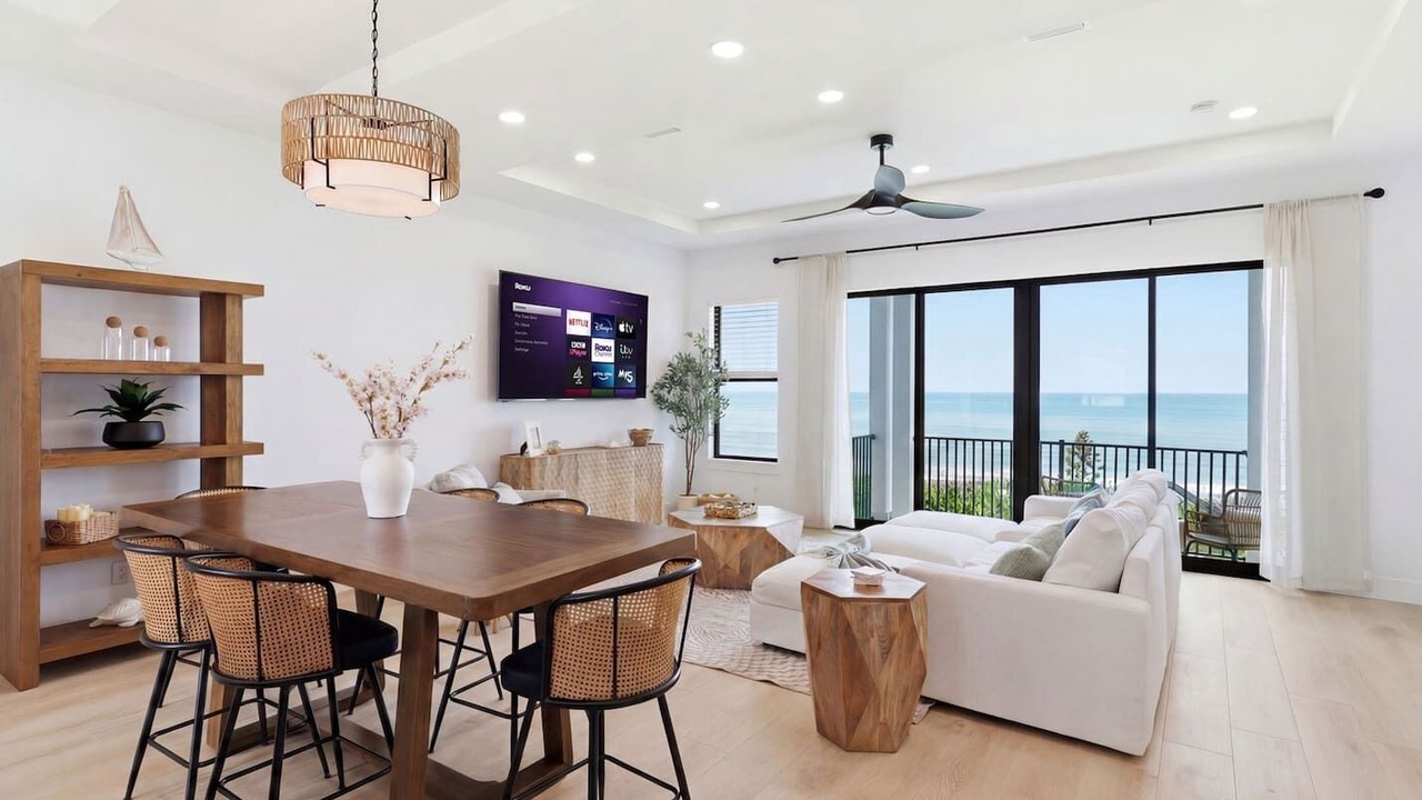 Photo of Livingroom in Melbourne Beach