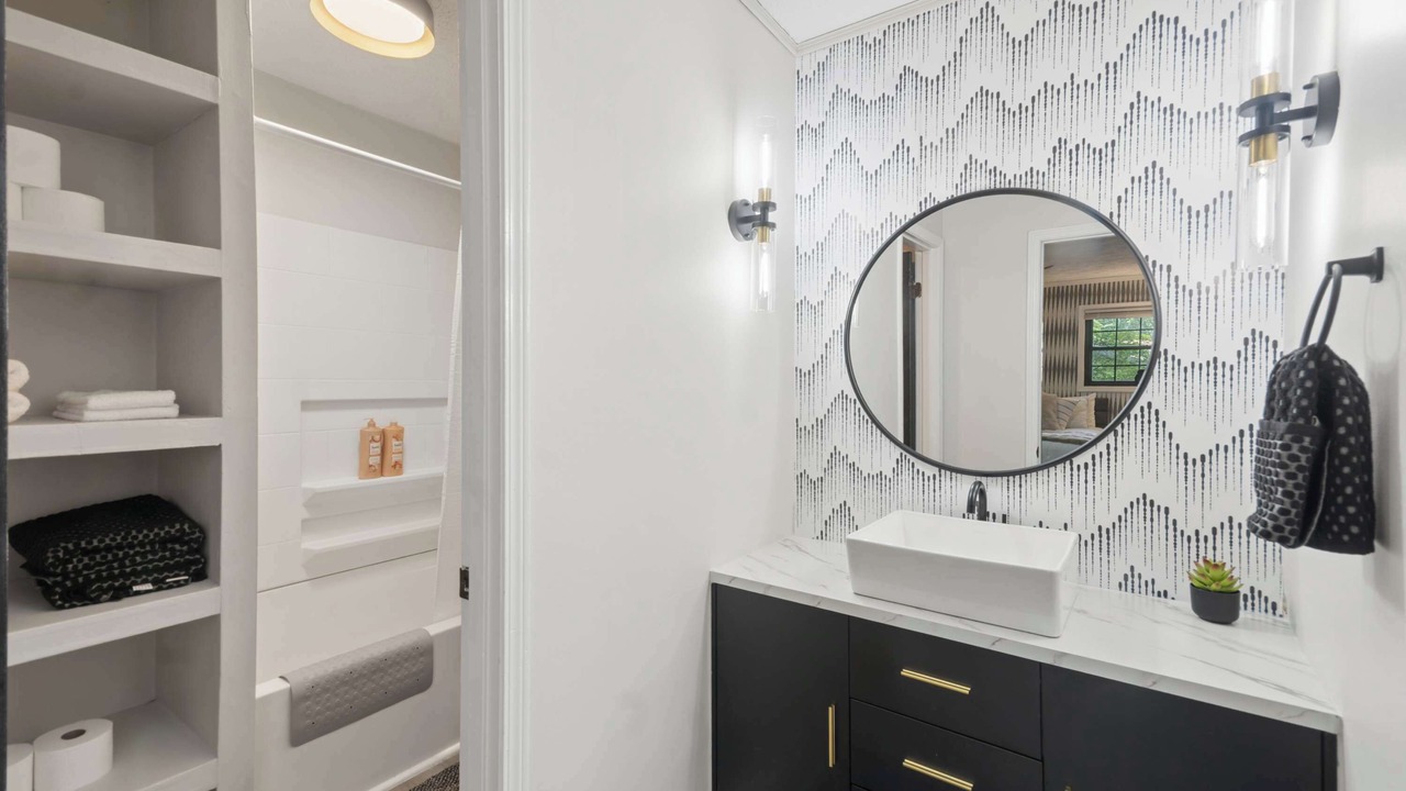 Photo of Bathroom in Riverdale