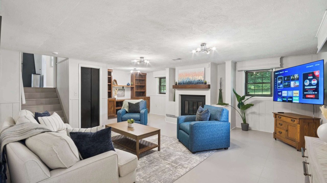 Photo of Livingroom in Riverdale