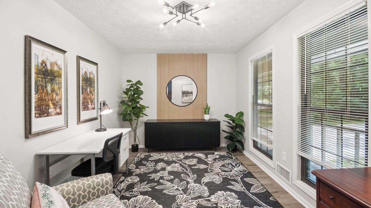 Photo of Livingroom in Riverdale