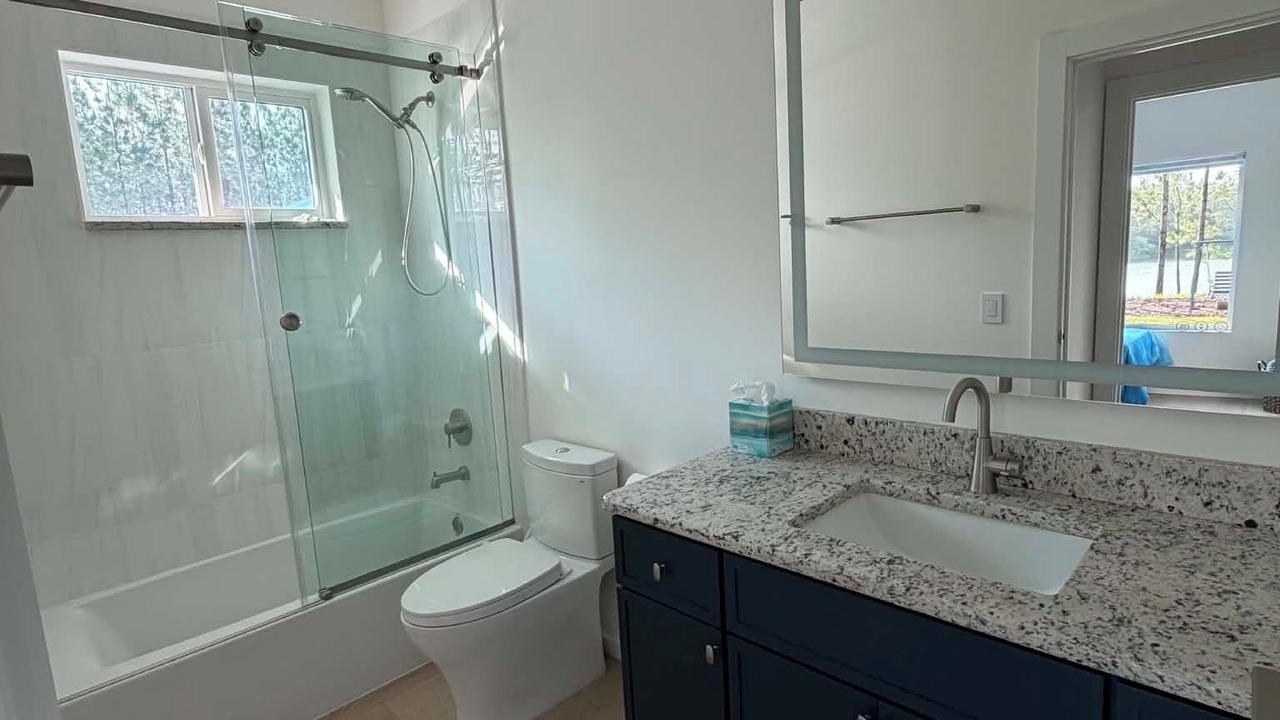 Photo of Bathroom in Glenwood