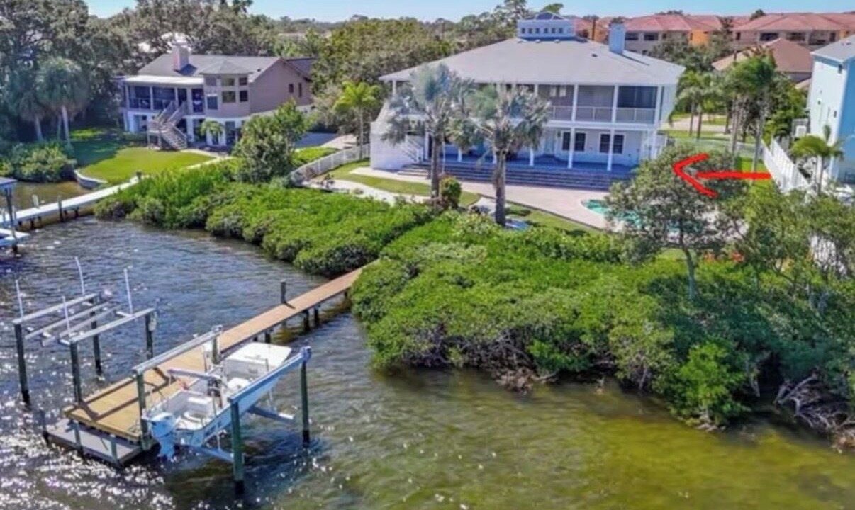 Photo of Others in Tarpon Springs
