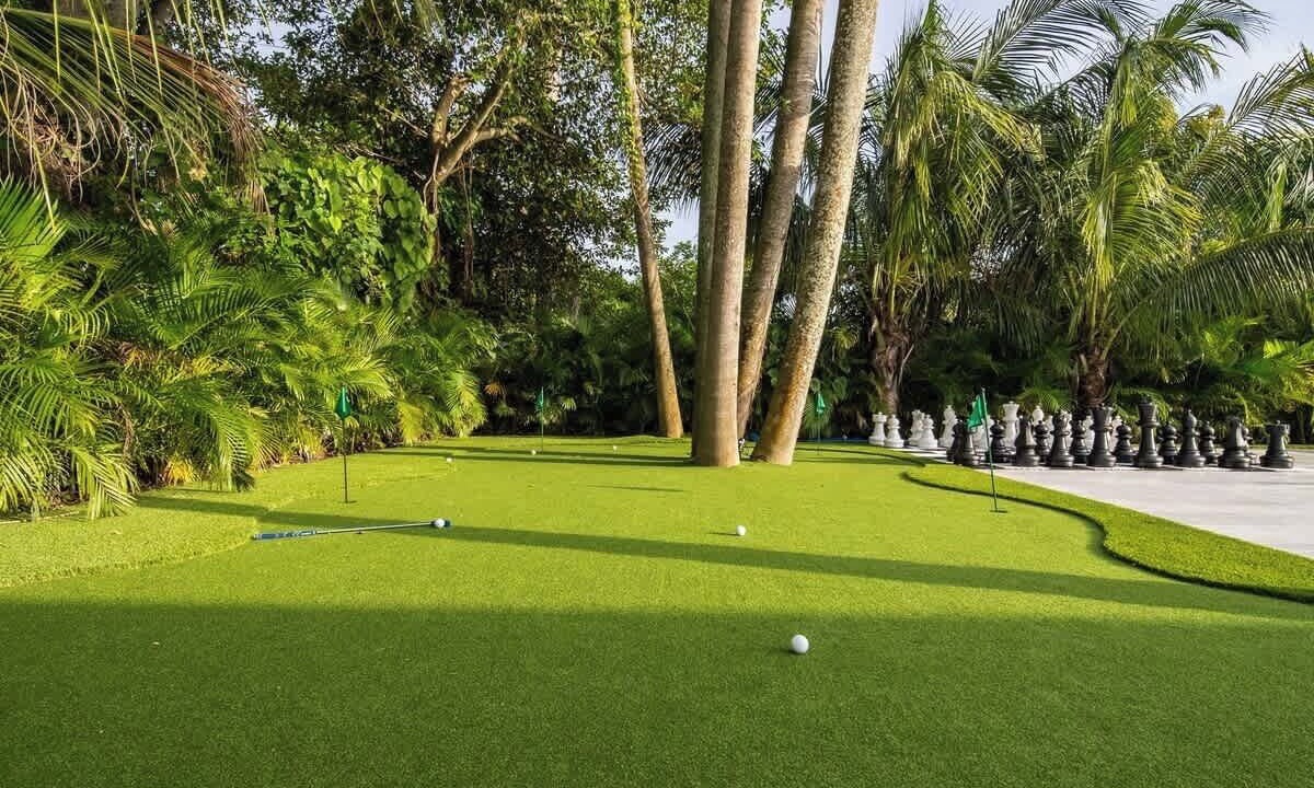 Photo of Outdoor in Golden Glades
