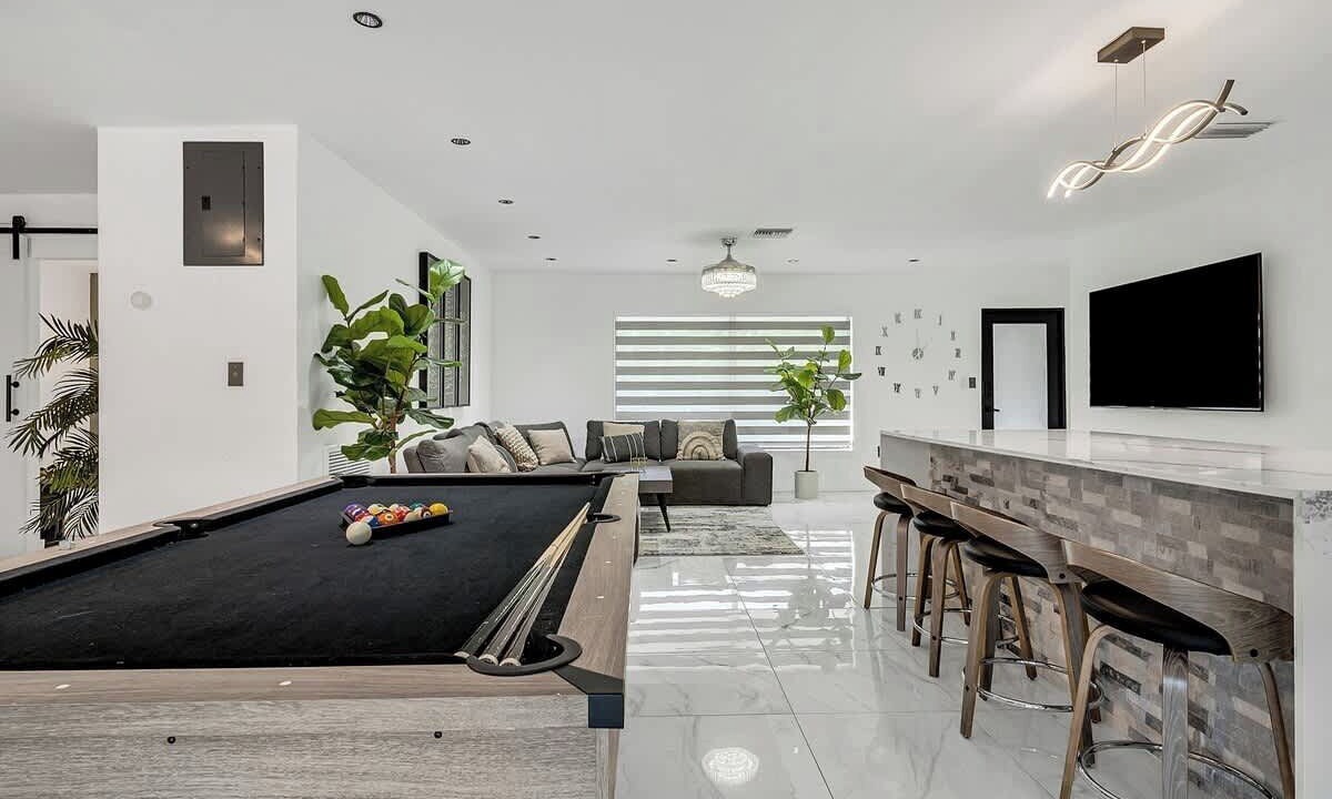Photo of Bedroom in Golden Glades
