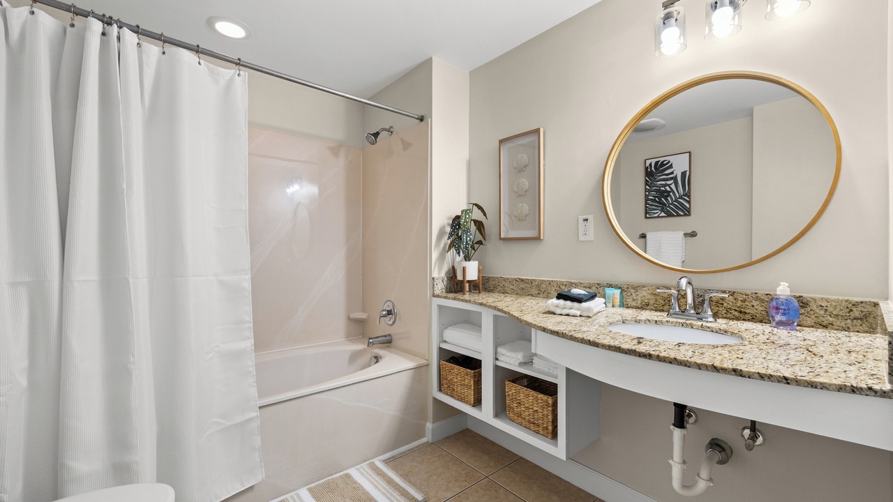 Photo of Bathroom in West Panama City Beach
