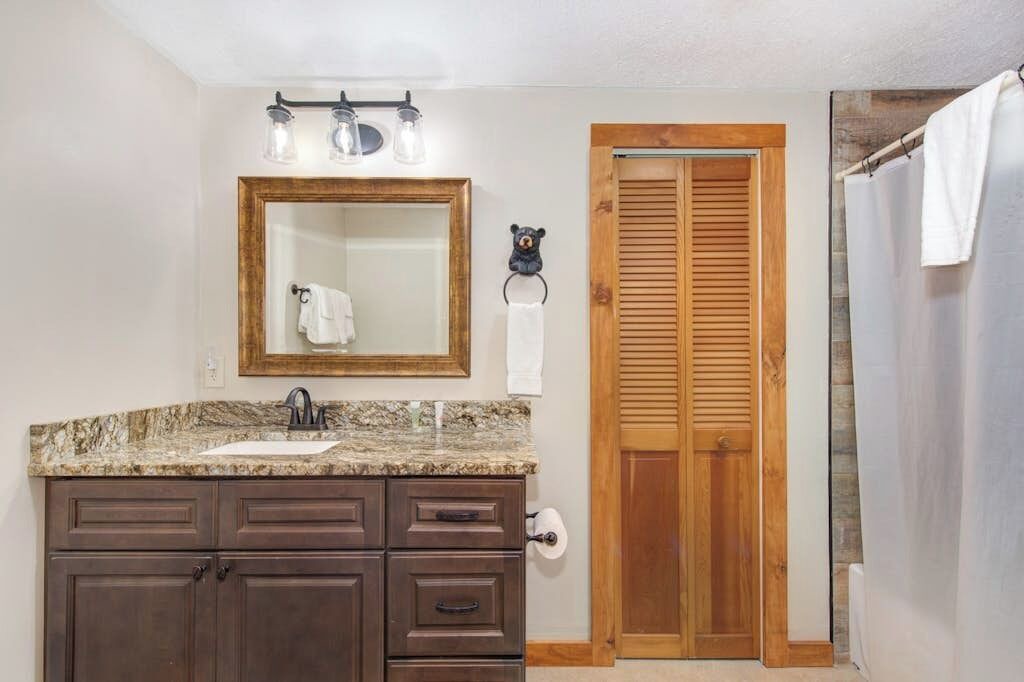 Photo of Bathroom in Sevierville