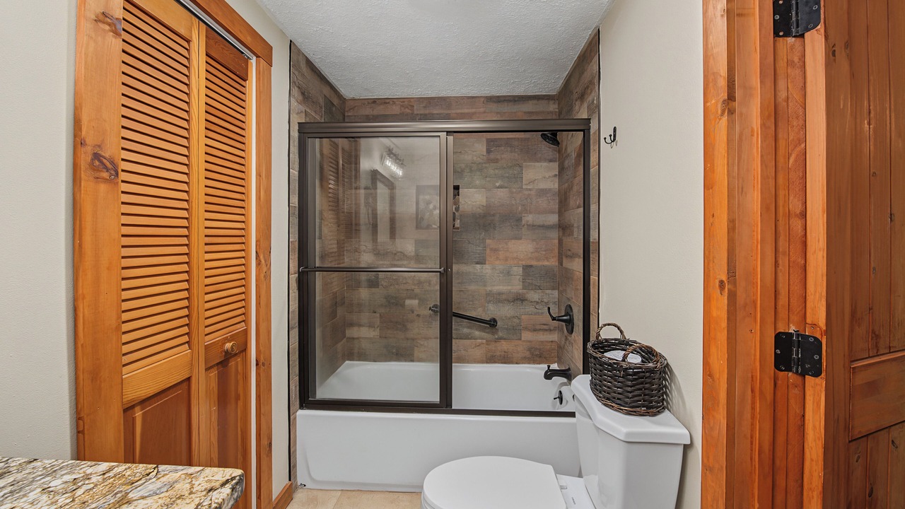 Photo of Bathroom in Sevierville