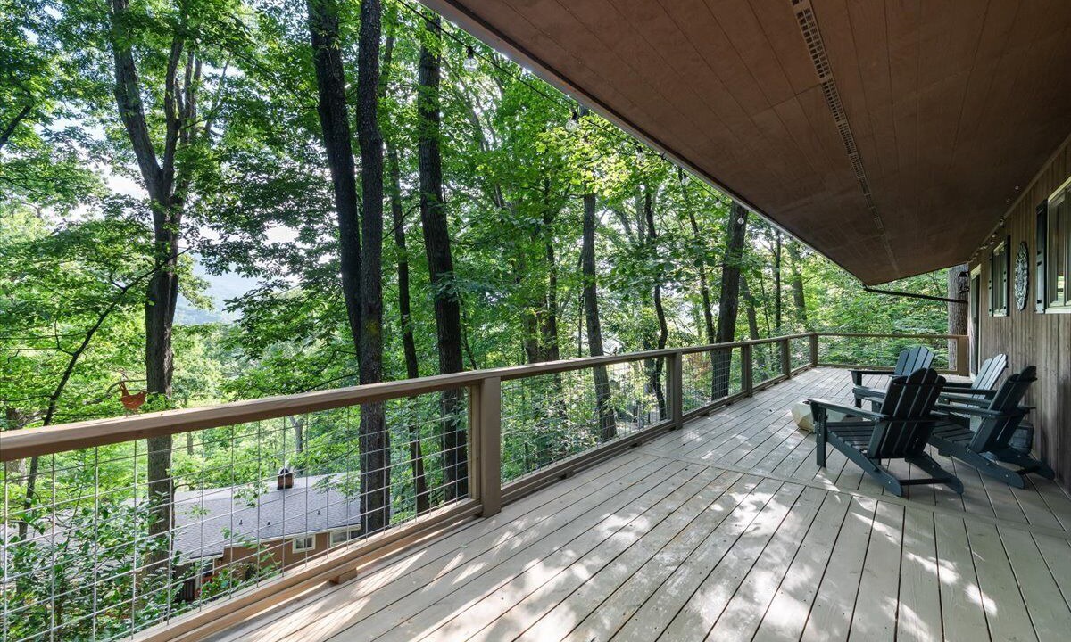 Photo of Patio Balcony in Waynesville