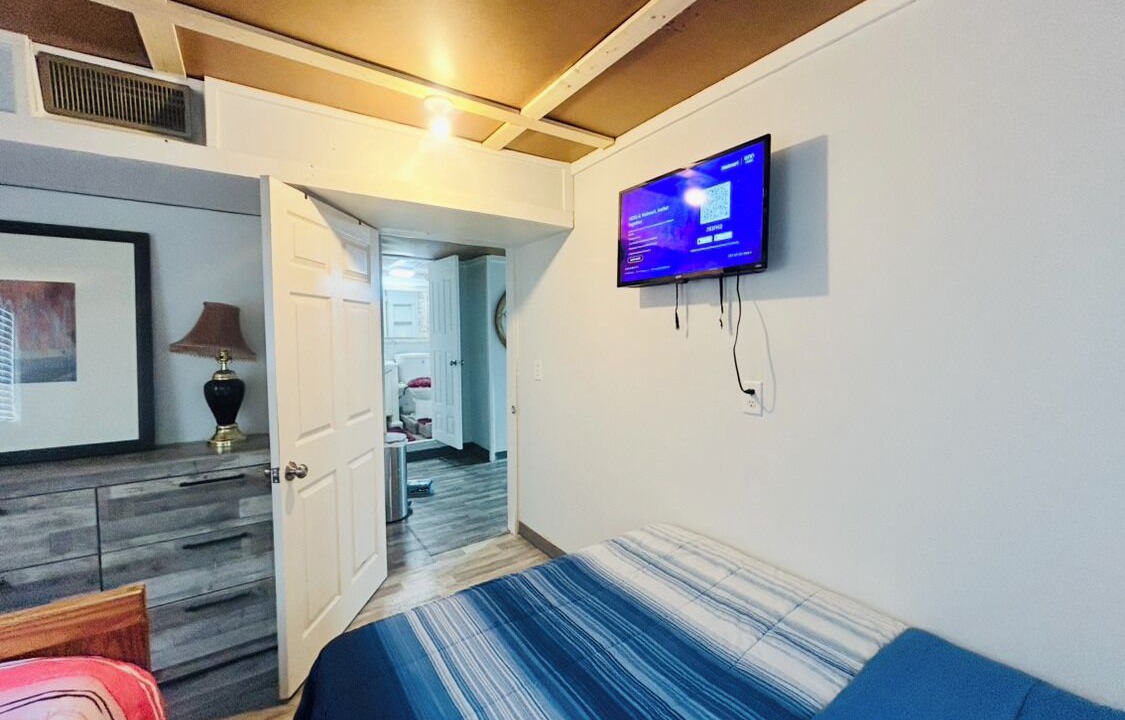Photo of Bedroom in Forest Park