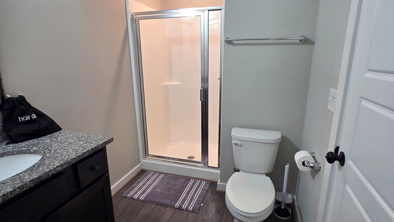Photo of Bathroom in Pickwood