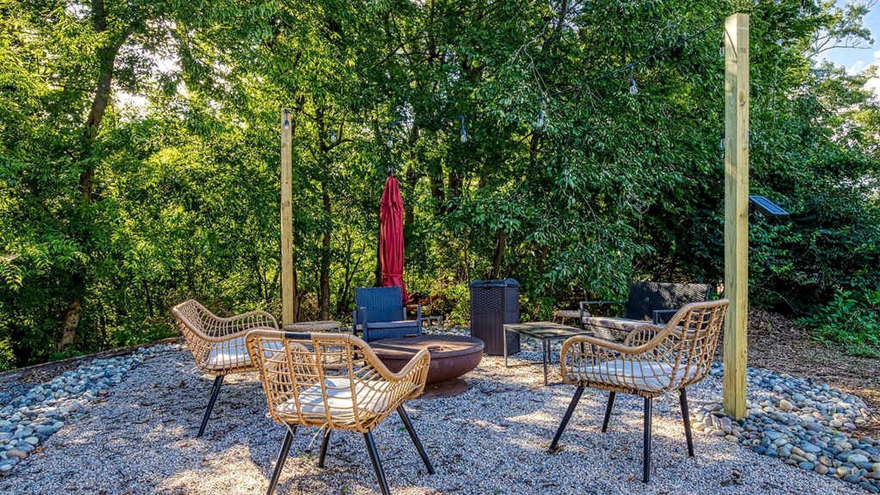 Photo of Patio Balcony in Kodak
