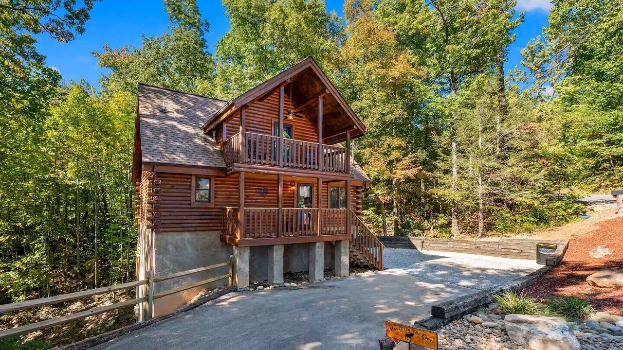 Photo of Outdoor in Gatlinburg - Pigeon Forge