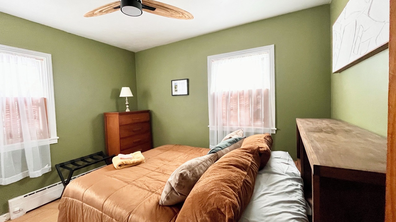 Photo of Bedroom in Great Valley