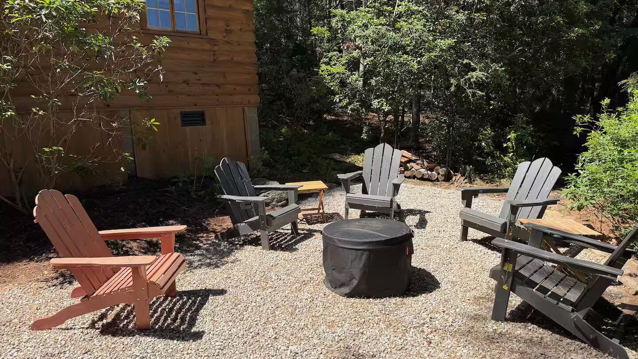 Photo of Patio Balcony in Fiskdale