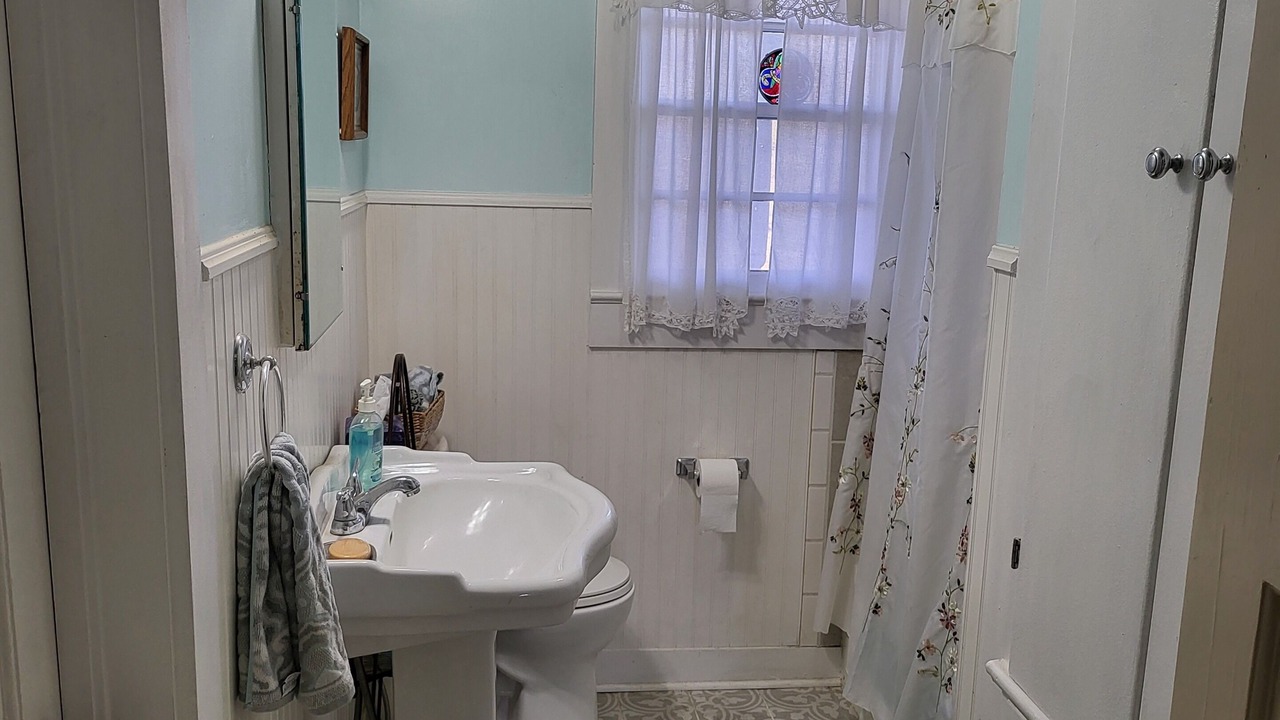 Photo of Bathroom in Statesboro