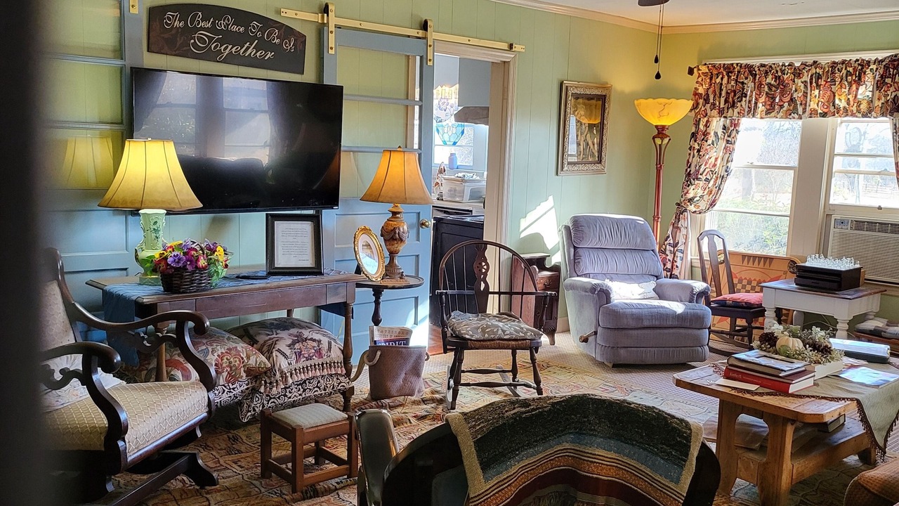 Photo of Livingroom in Statesboro