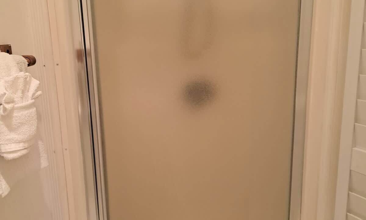 Photo of Bathroom in Dock Junction