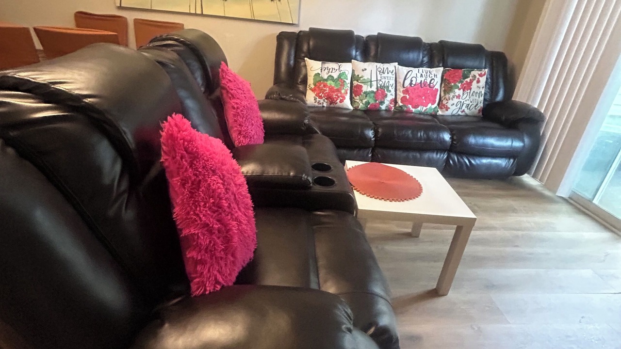 Photo of Livingroom in Morrow