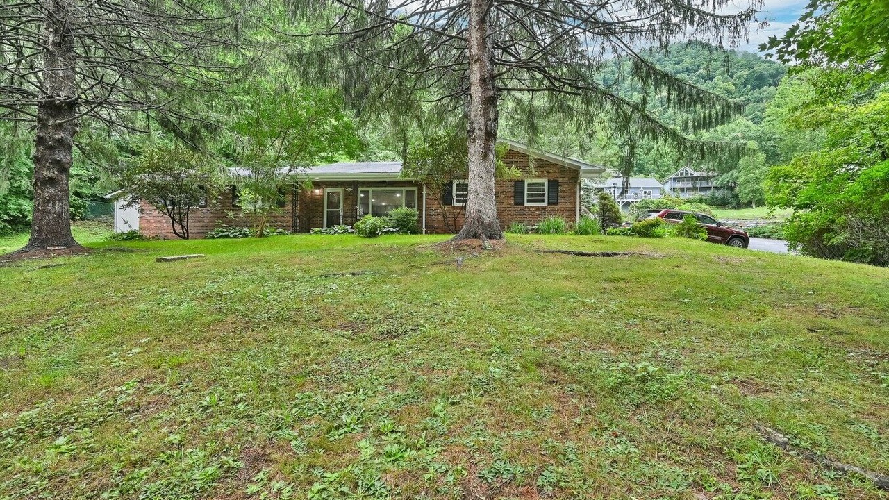 Photo of Outdoor in Waynesville