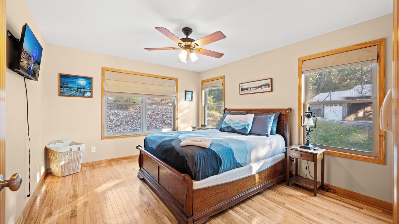 Photo of Bedroom in Kodak