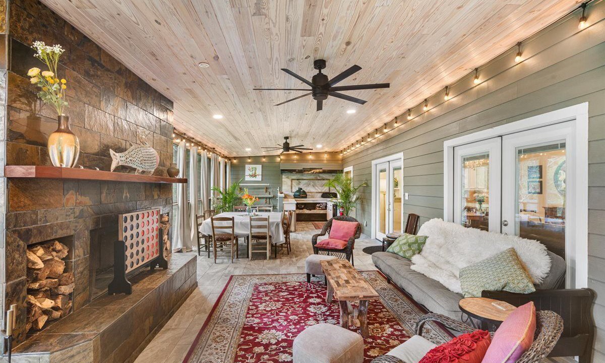Photo of Livingroom in Mobile