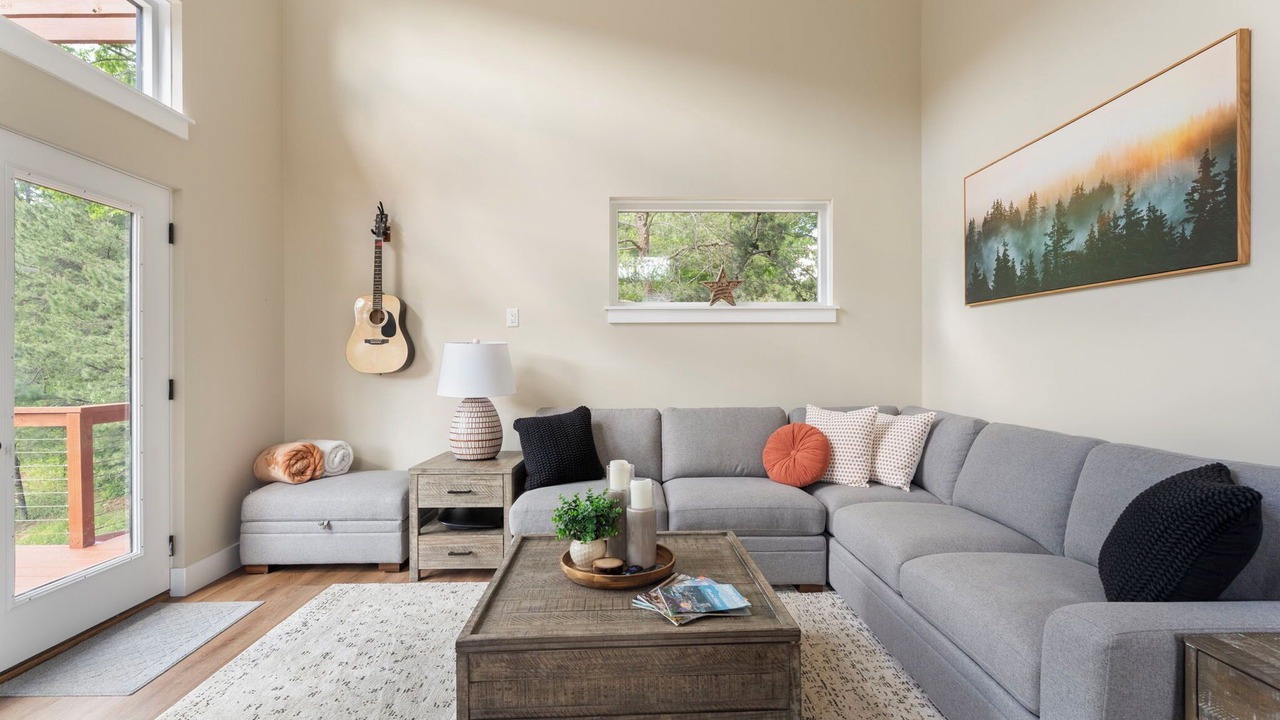 Photo of Livingroom in Canton