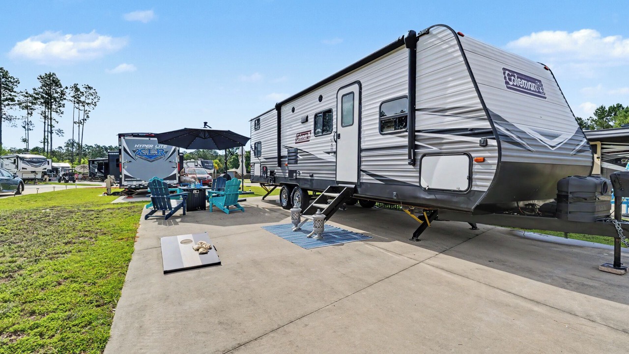 Photo of Outdoor in Oak