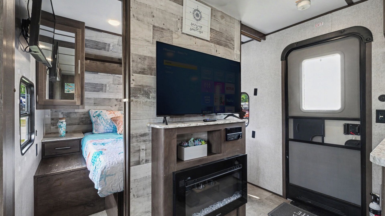 Photo of Bedroom in Oak