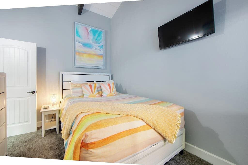Photo of Bedroom in Arrowhead Villas