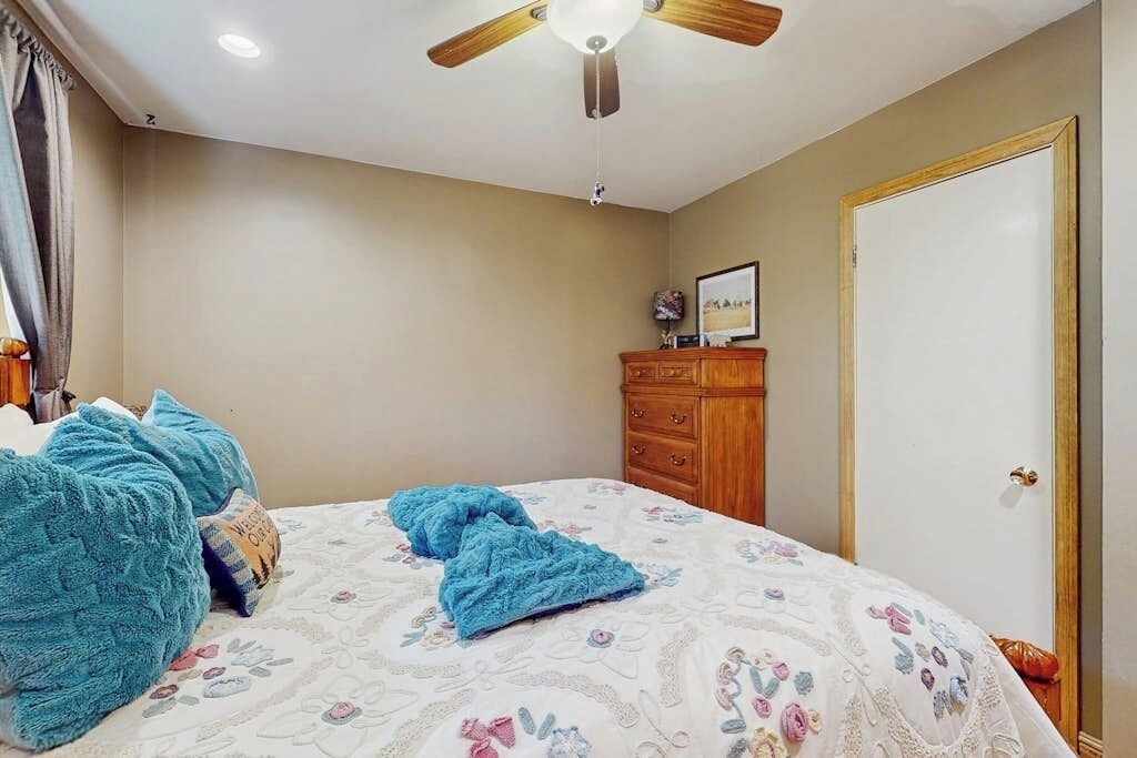 Photo of Bedroom in Cedar Glen