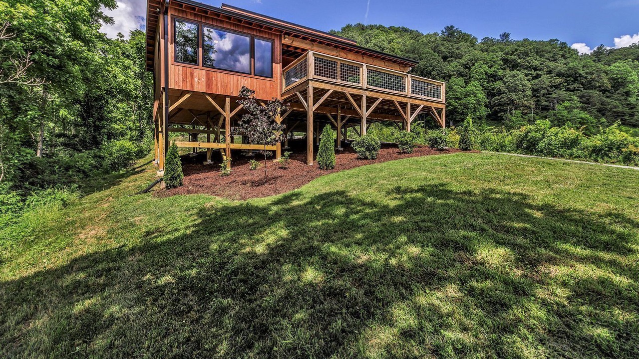 Photo of Outdoor in Marshall
