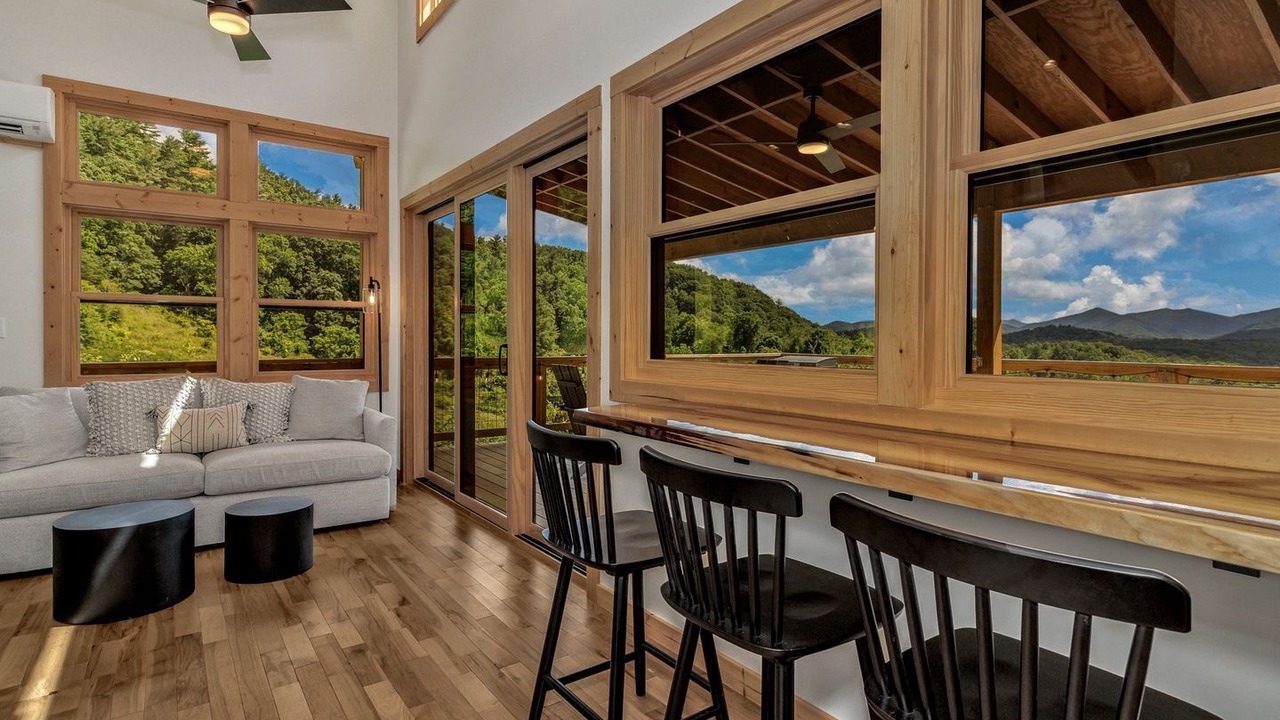 Photo of Livingroom in Marshall