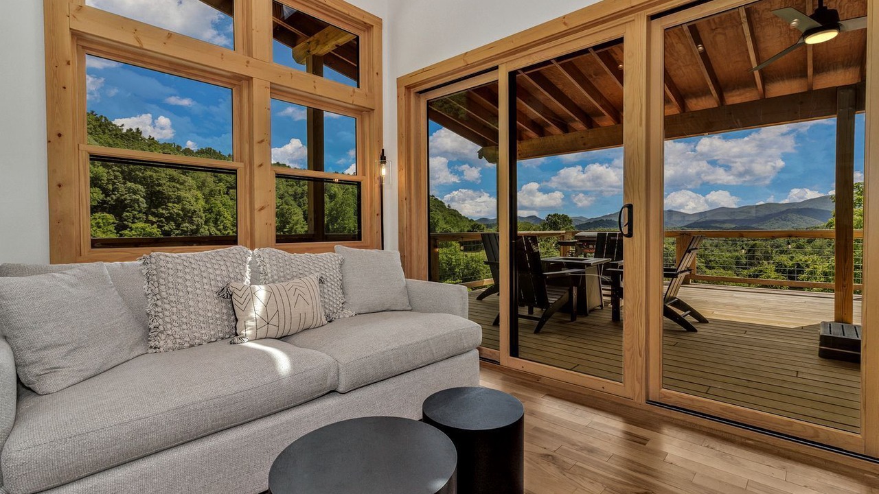 Photo of Livingroom in Marshall