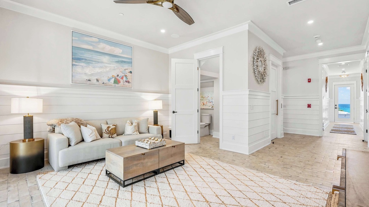 Photo of Livingroom in Laguna Beach
