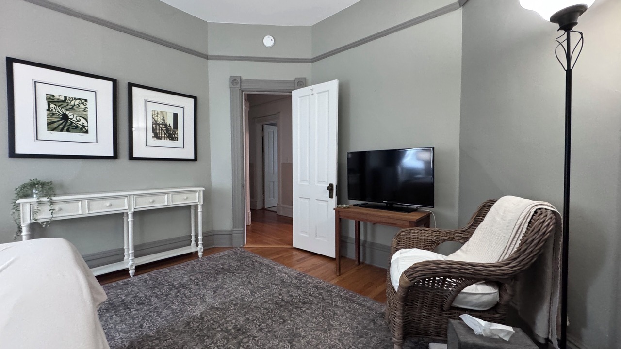 Photo of Bedroom in Oak Park
